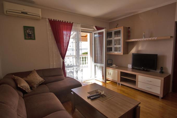 Apartment Domagoj มาสเลนีซา ภายนอก รูปภาพ